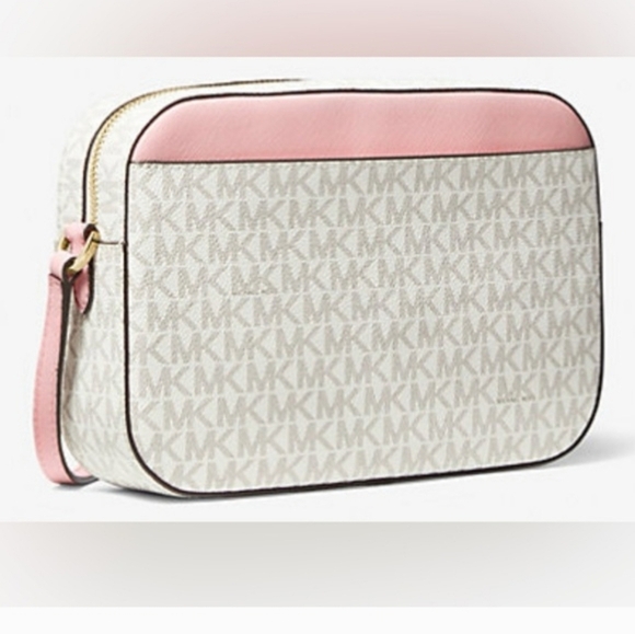 NWT Michael Kors Jet Set Large Logo Gold Chain Crossbody Bag - Vanilla - Picture 2 of 3